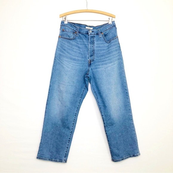 Levi rib cage size 32 button fly bootcut jeans - Picture 2 of 13